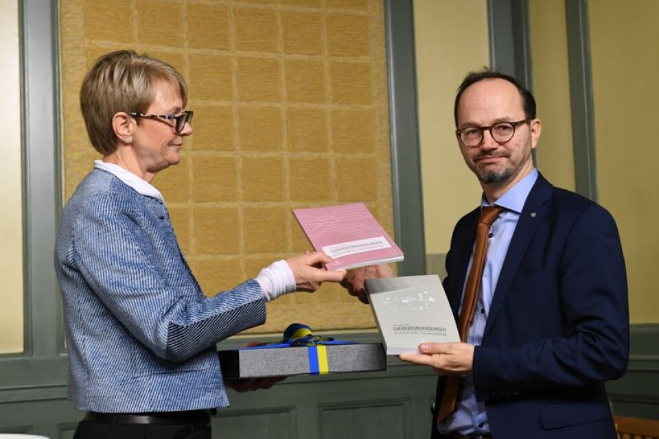 STOCKHOLM 20171220Utredaren Catharina Håkansson Boman och infrastrukturminister Tomas Eneroth presenterade slutbetänkandet av Sverigeförhandlingen under en pressträff i Rosenbad.