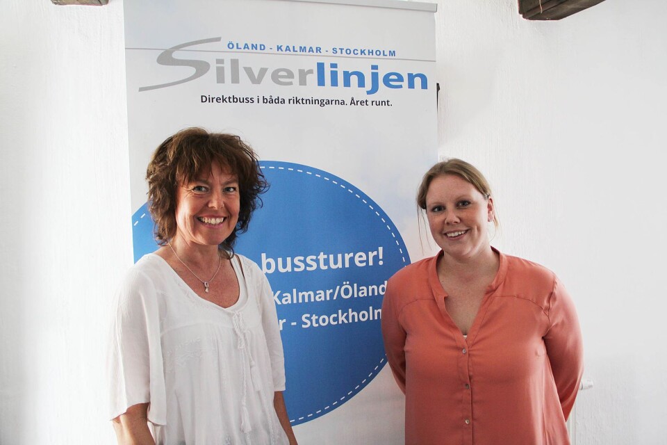 Maria Silverstrand och Elisabeth Angelin vädjar till resenärer att boka resor inför sommaren och hösten.