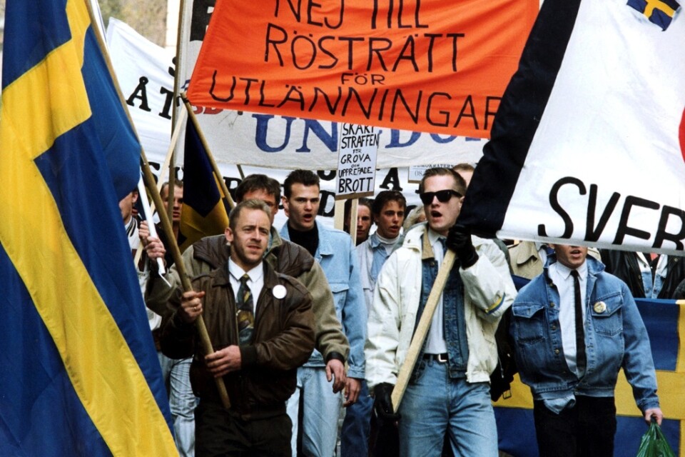 Sverigedemokrater demonstrerar på en bild från april 1991.
