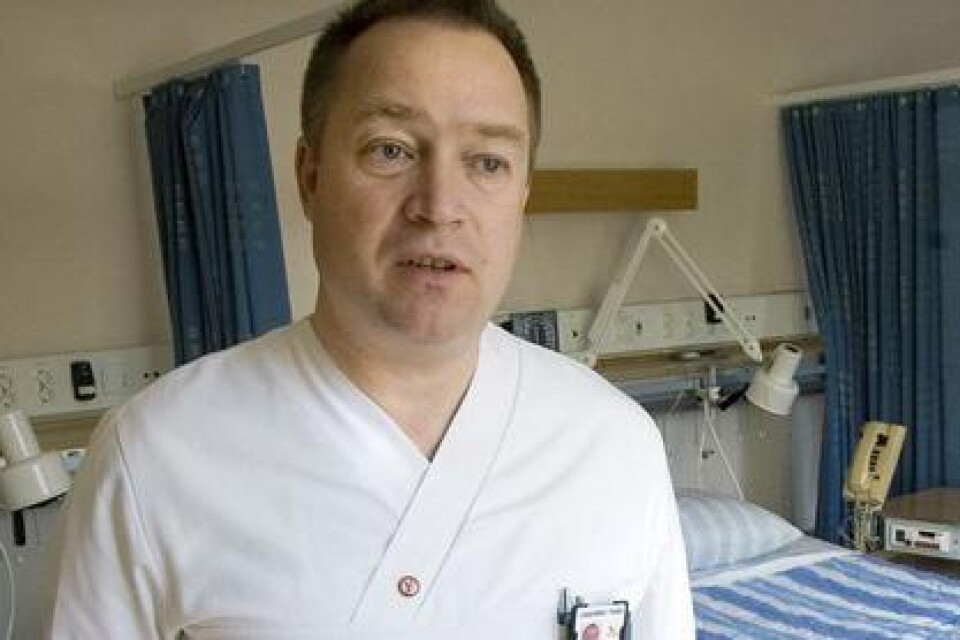 Jerker Persson, verksamhetschef på medicinkliniken lovar bättring.