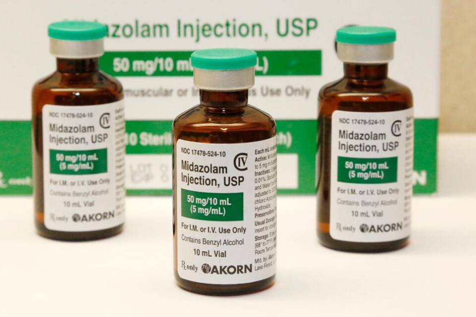 Förrådet av ett av de preparaten, midazolam, som används för att avrätta dödsdömda i delstaten Arkansas håller på att bli för gammalt. Nu ska sju dödsdömda avrättas inom loppet av elva dagar, skriver Washington Post. Avrättningarna ska ske mellan den 17