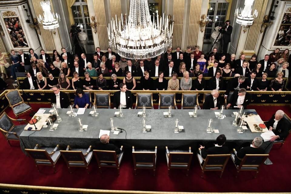 Det var tomt kring bordet vid Svenska Akademiens högtidssammankomst den 20 december 2018. Året som gått hade kännetecknats av skandaler, ett inställt Nobelpris, interna konflikter och flera avhopp. Arkivbild.