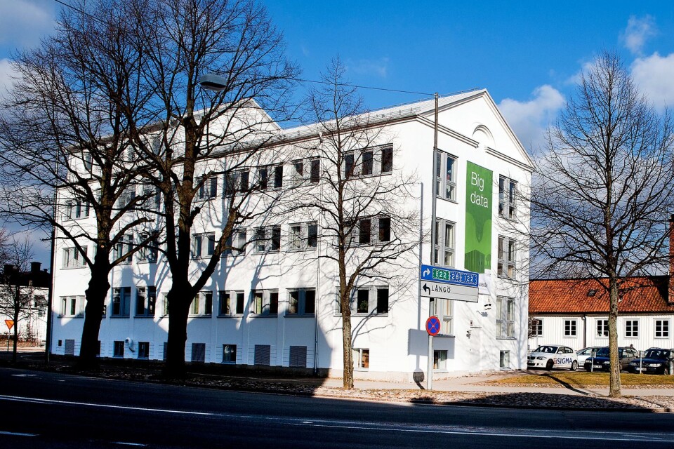 Företagets huvudkontor ligger i Karlskrona.