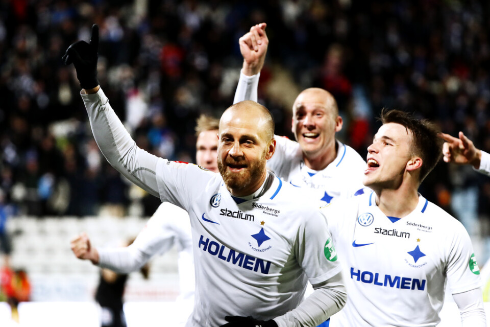 Daniel Sjölund gjorde segermålet på tilläggstid i sin sista match för IFK Norrköping i fjol. Nu lägger ålänningen av. Arkivbild.