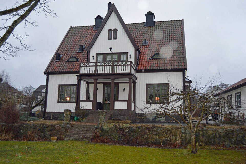 I det här huset på Engagatan bodde Vilhelm Moberg med familjen 1927-1929.