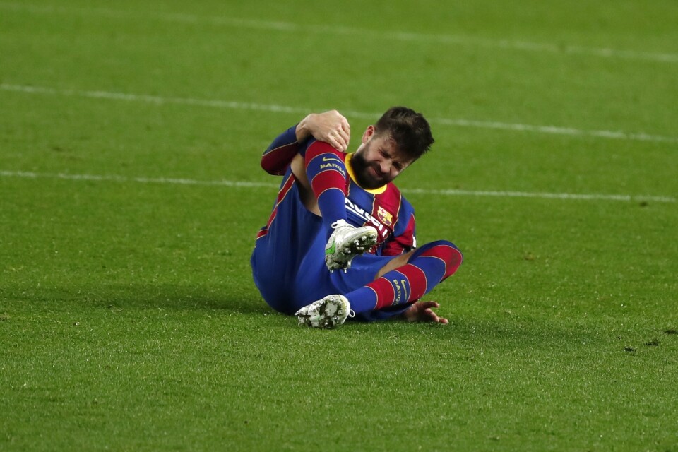 Barcelonas backstjärna Gerard Piqué är knäskadad igen.
