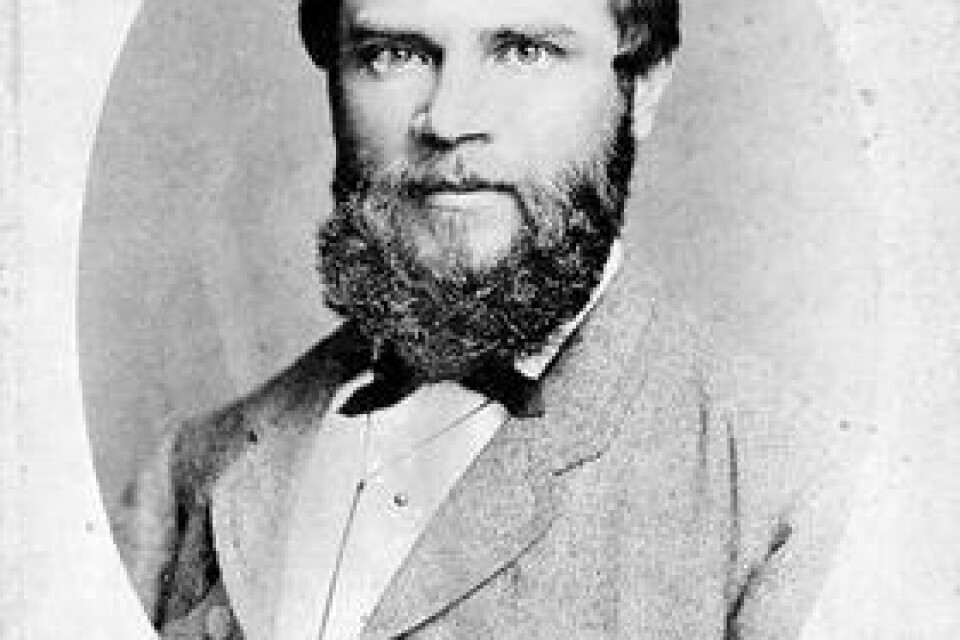 Bror Erik Friberg (1839-1878) lämnade som 25-åring Kristianstad för en äventyrlig resa till Nya Zeeland, bland annat via Rio de Janeiro. Efter några år i det nya landet fick han i uppdrag att locka dit skandinaviska skogshuggare.
