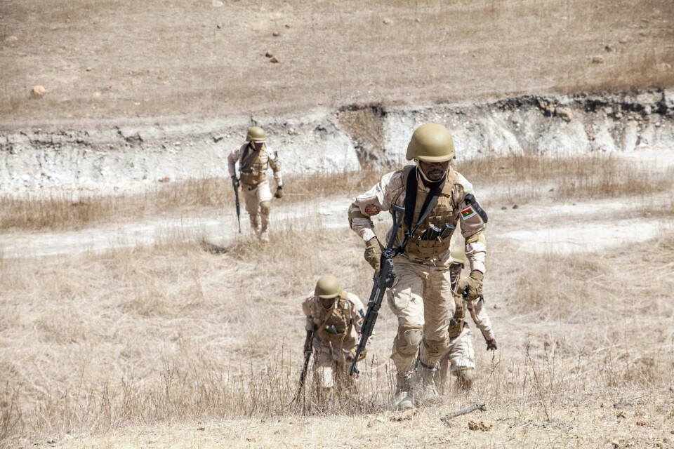 Burkinska soldater vid en militärövning tidigare i år. Arkivbild.