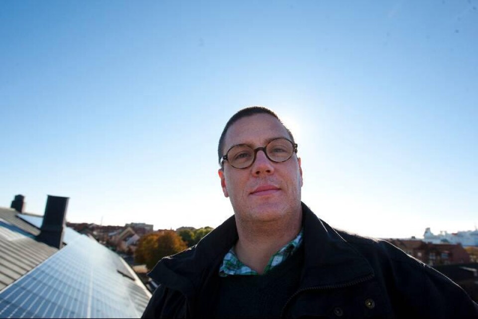 Håkan Drakarve är fastighetschef på Trelleborgshem och ansvarig projektledare för att få upp solceller på taket till företagets huvudkontor.