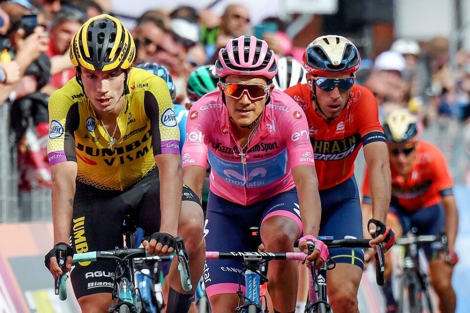 Richard Carapaz är i ledningen inför sista etappen av cykelklassikern Giro d'Italia. Arkivbild.