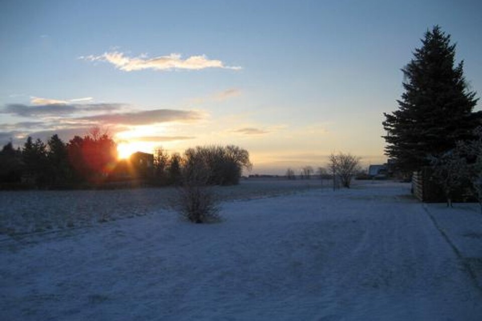 Kyrkoköpinge i soluppgång den 20 mars 2008.