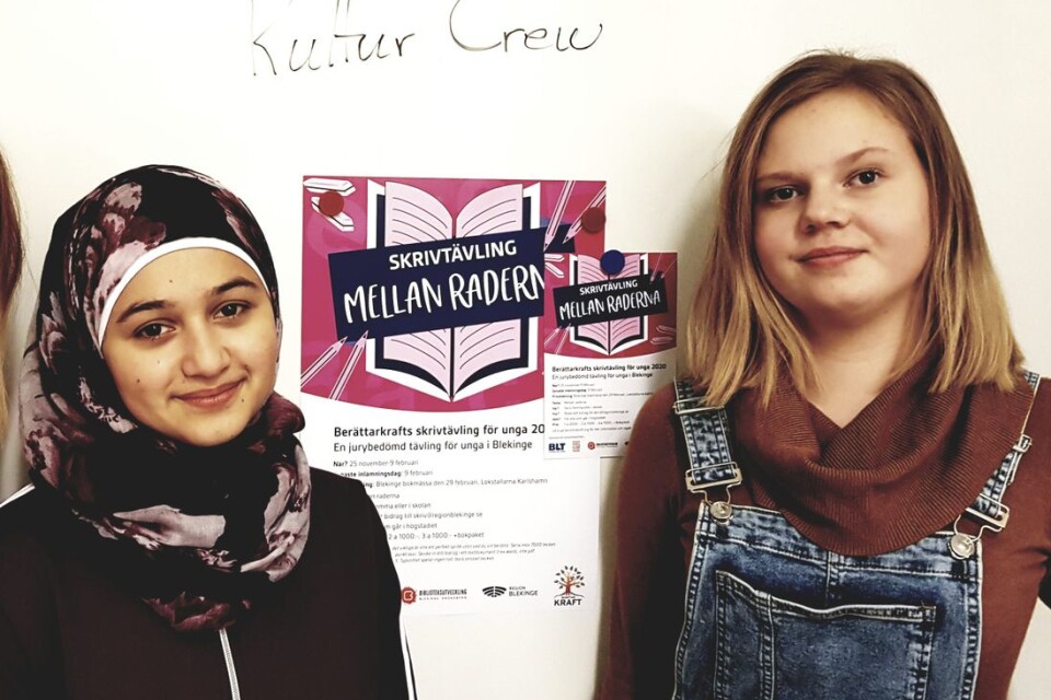 Sydra Al Hussein och Thea Andersson ingår i Högavångsskolans Culture Crew som nu ska se till att Olofström blir bättre representerat på Berättarkrafts skrivtävling.