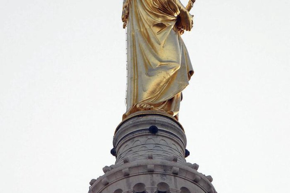 Notre Dame de la Garde vakar över staden.