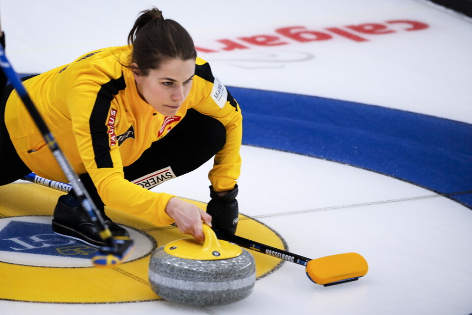 Lag Anna Hasselborg är klart för semifinal i curling-VM