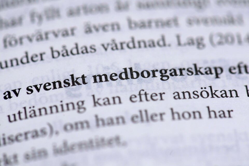 An interim report which proposes that a knowledge of Swedish and social studies be made a requirement for Swedish citizenship for persons between 16 and 66.