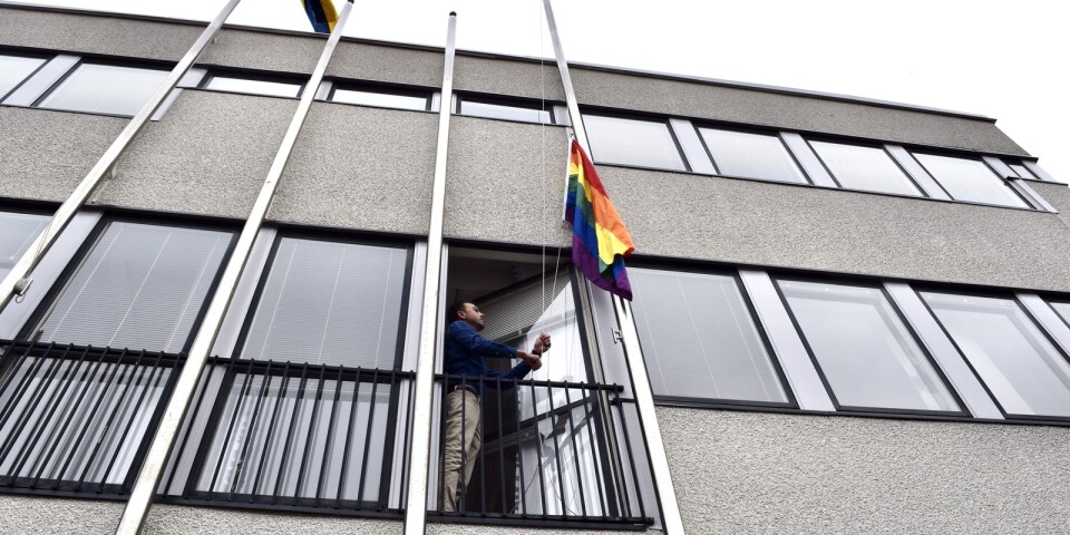 Prideveckan igång: Här hissas flaggan för första gången över kommunhuset