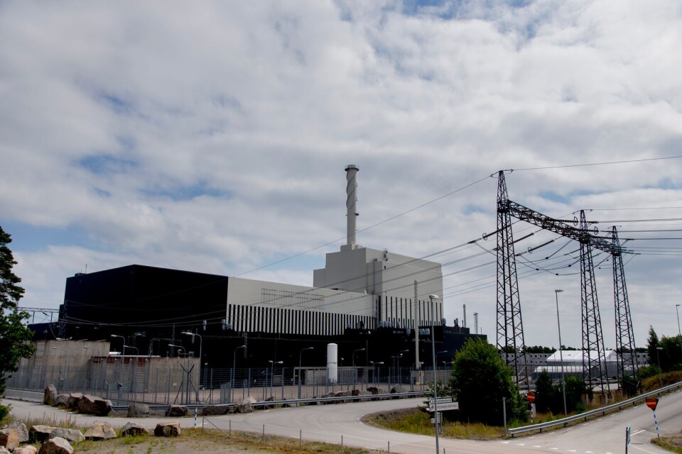 "Genom att stänga fungerande reaktorer minskar utbudet av el. Det är en av anledningarna till de höga elpriserna. Men kärnkraften bidrar inte bara med elproduktion utan också med stabilitet i vårt elsystem.”