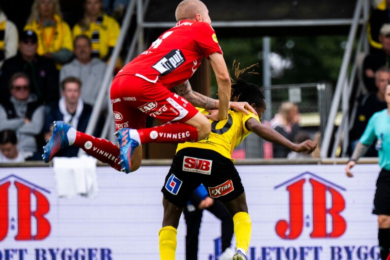 Elfsborgs främsta mittbackar trivs bäst till höger – Holmén: ”Inget problem”