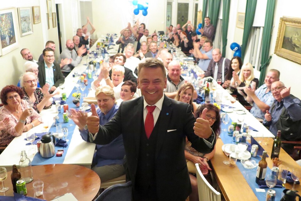 Nicolas Westrup är numera gruppledare för det näst största partiet i Ronnebypolitiken. Nu kräver han utökat inflytande för att fortsätta ge alliansstyret sitt stöd.