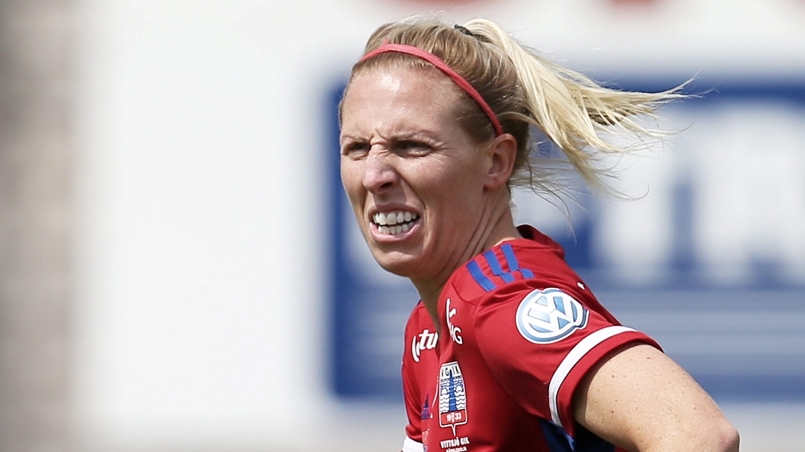 Sandra Adolfsson beräknas vara tillbaka i spel om en månad efter sin häloperation. 	             Foto: Stefan Sandström/arkiv