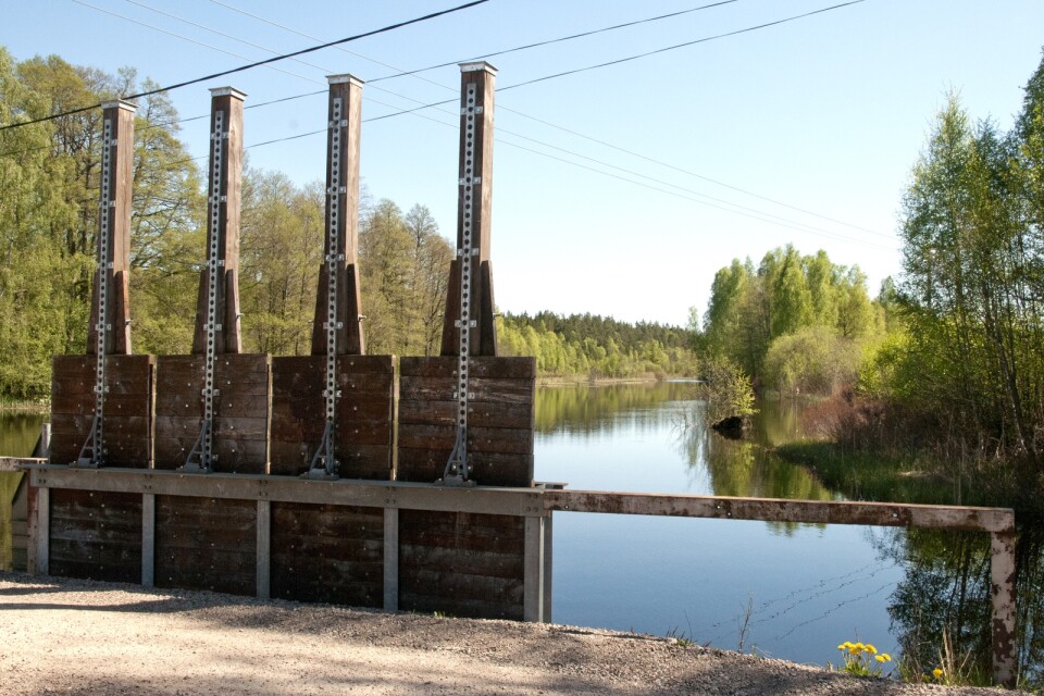 Ett nära exempel på småskalig vattenkraft, Barsbro norr om Växjö. Bilden är tagen år 2016.