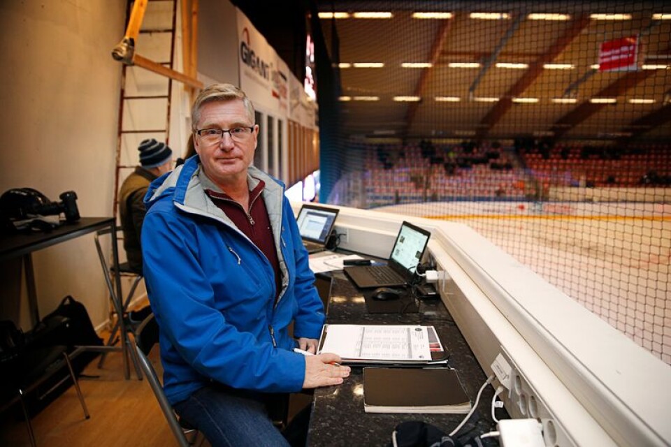 Jay Dow på scoutingplats i Plivit Trade-hallen I Västervik.