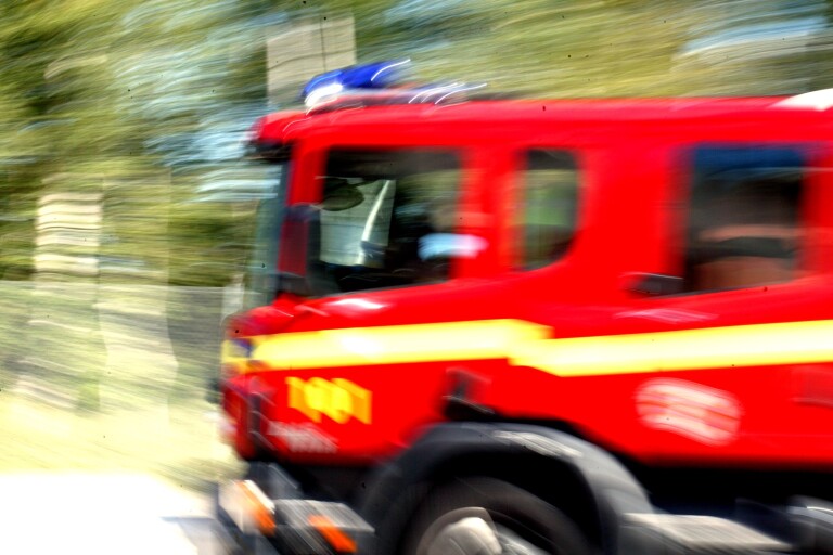 Larm: Räddningstjänsten släckte brand i husfasad