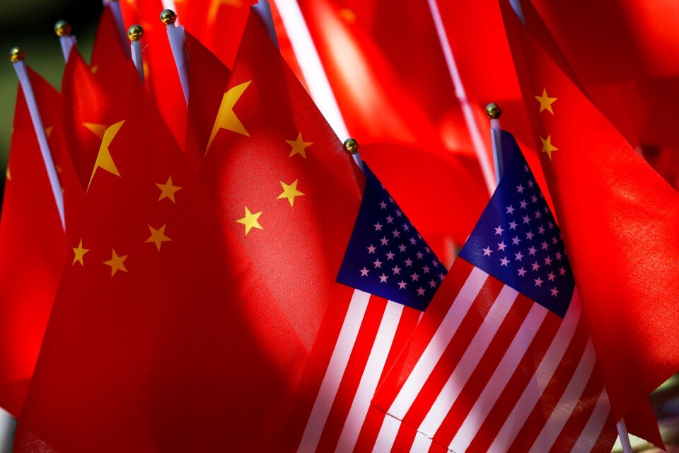 Kina och USA har återupptagit handelssamtalen med hopp om att få till stånd ett nytt avtal.