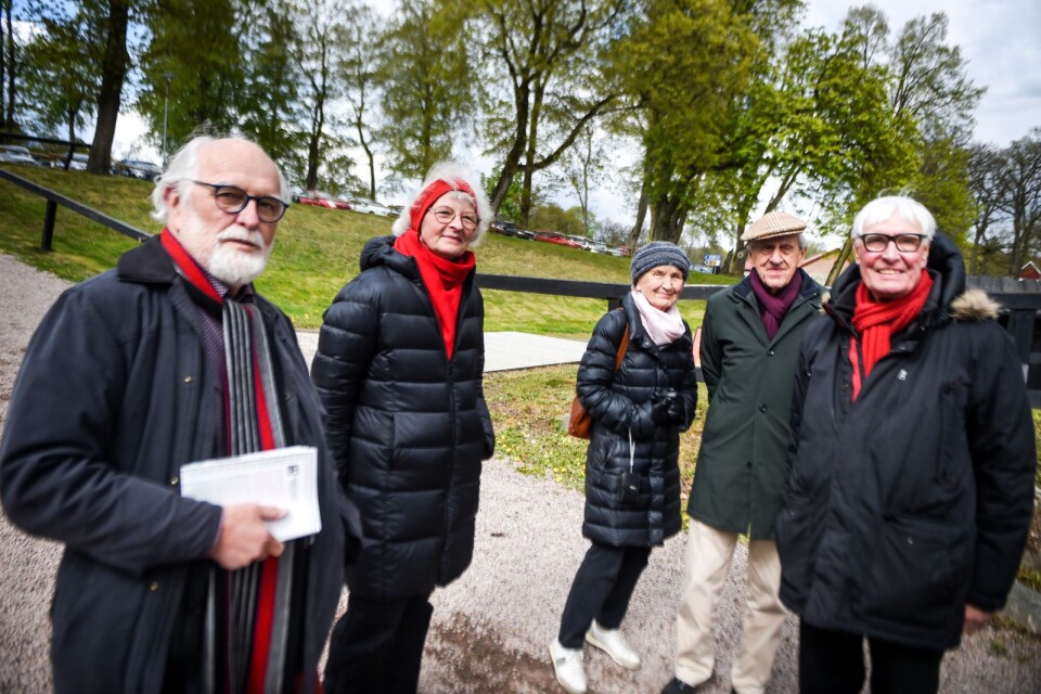 Krister Wall has visited Wanås Konst for many years, here with friends Marianne Henricson, Gunnel and Lennart Petersohn and Olle Henricson.