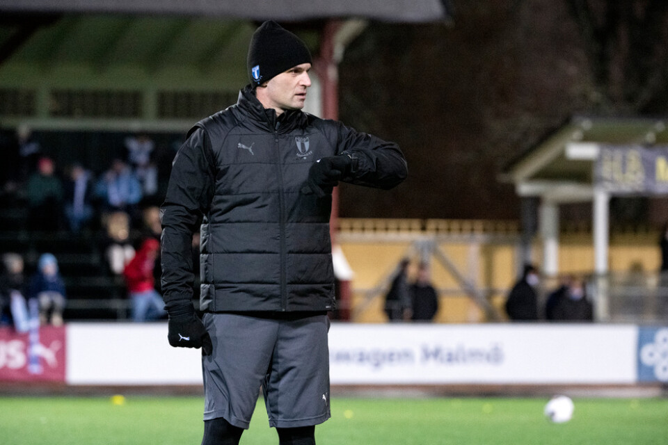 Milos Milojevic under Malmö FF:s officiella träningspremiär.
