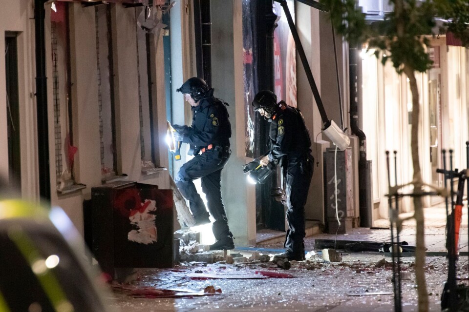 Nationella bombskyddet är på plats efter en explosion i Lund.