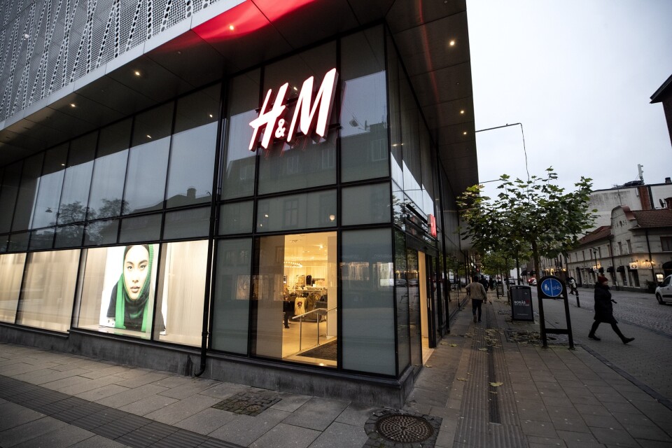 H&M lämnar Pallashuset. I september tar Gina Tricot över lokalerna.