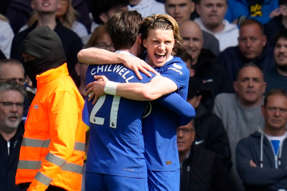 Conor Gallagher, till höger, gjorde ett av målen när Chelsea tog en efterlängtad seger i Premier League borta mot Bournemouth. Arkivbild.