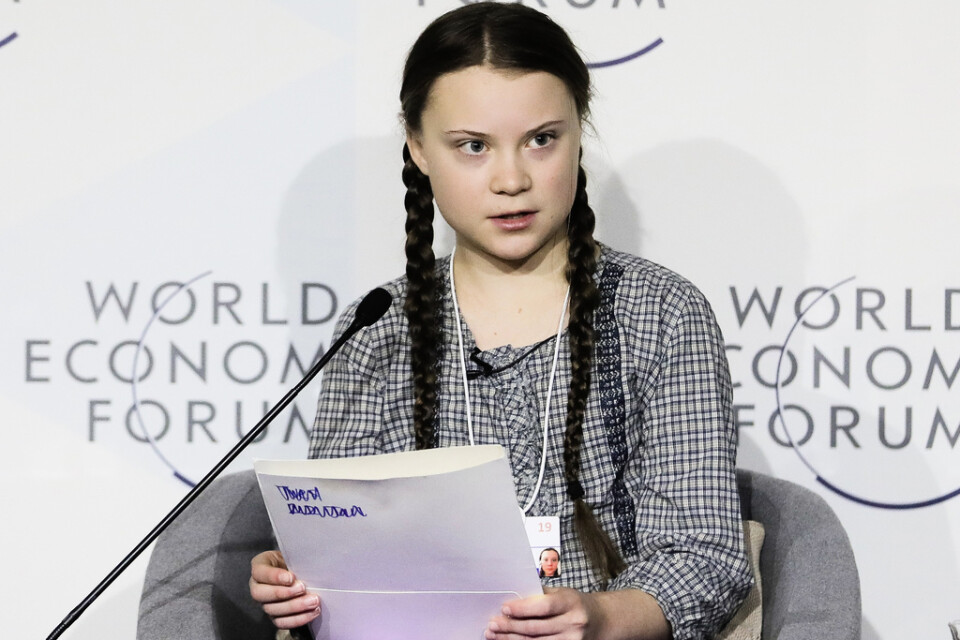 Greta Thunberg under ett av talen som finns i boken. Arkivbild.