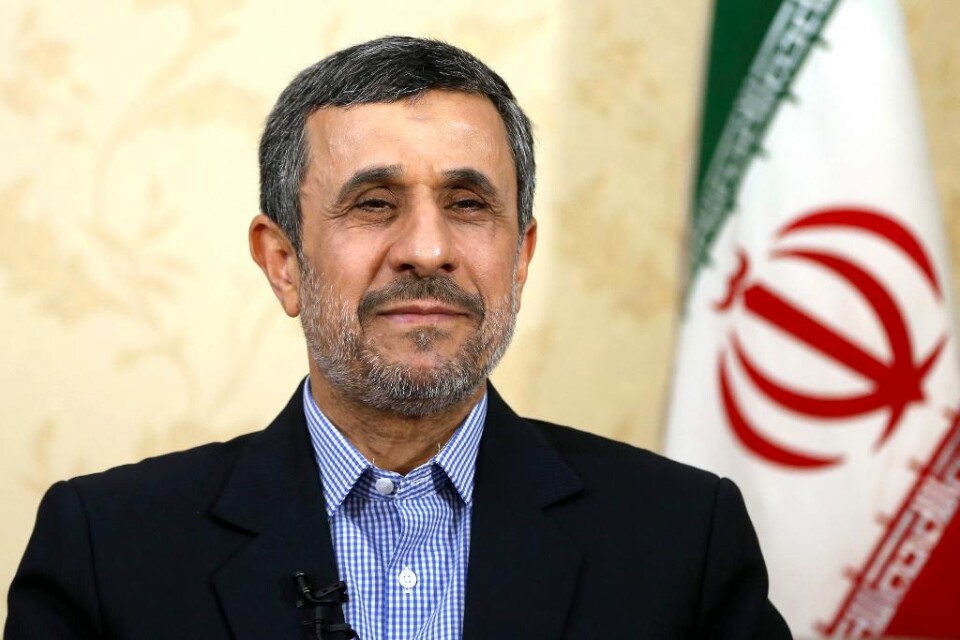 Esfandiar Rahim Mashaie stod på höjden av sin makt 2009 när han utsågs till vicepresident under dåvarande presidenten Mahmoud Ahmadinejad. Nu sitter han bakom lås och bom, enligt åklagarmyndigheten. Han deltog i en demonstration i torsdags mot fängsland