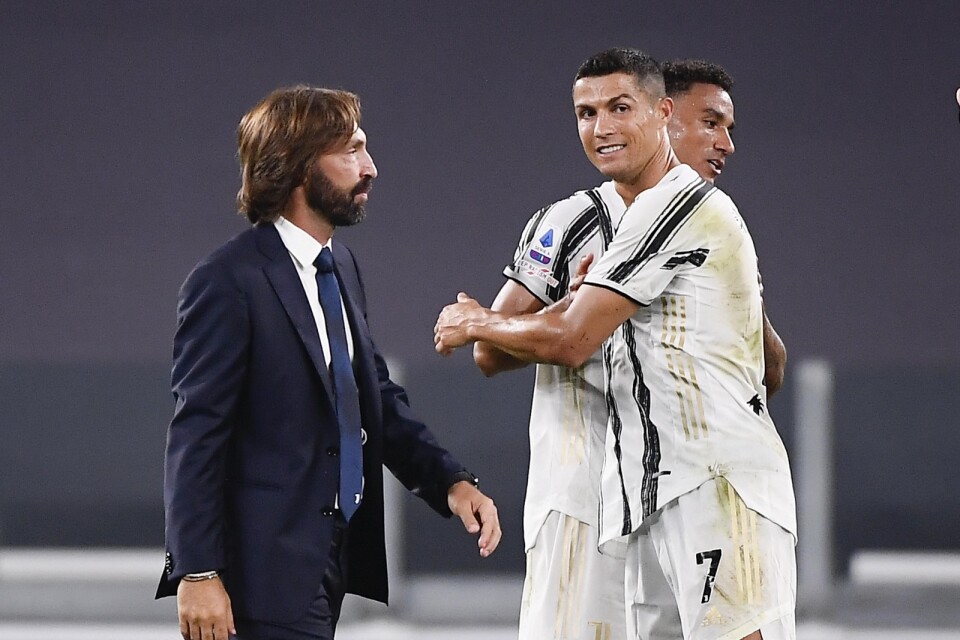 Juventus tränare Andrea Pirlo och storstjärna Cristiano Ronaldo.