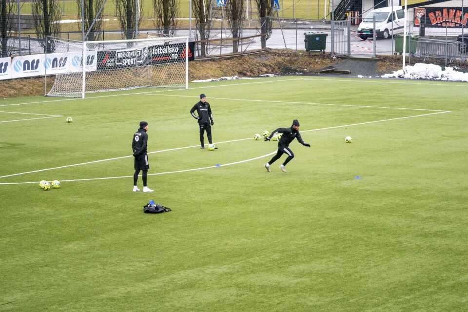 Rosenborg tränar i smågrupper. Tidigast i mitten av juni kan ligan starta, men risken är stor att det blir senare än så. Arkivbild.