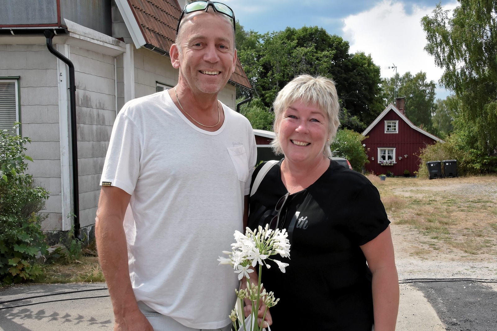 Håkan och Pia Henryson har fyndat en vit Afrikas lilja.
