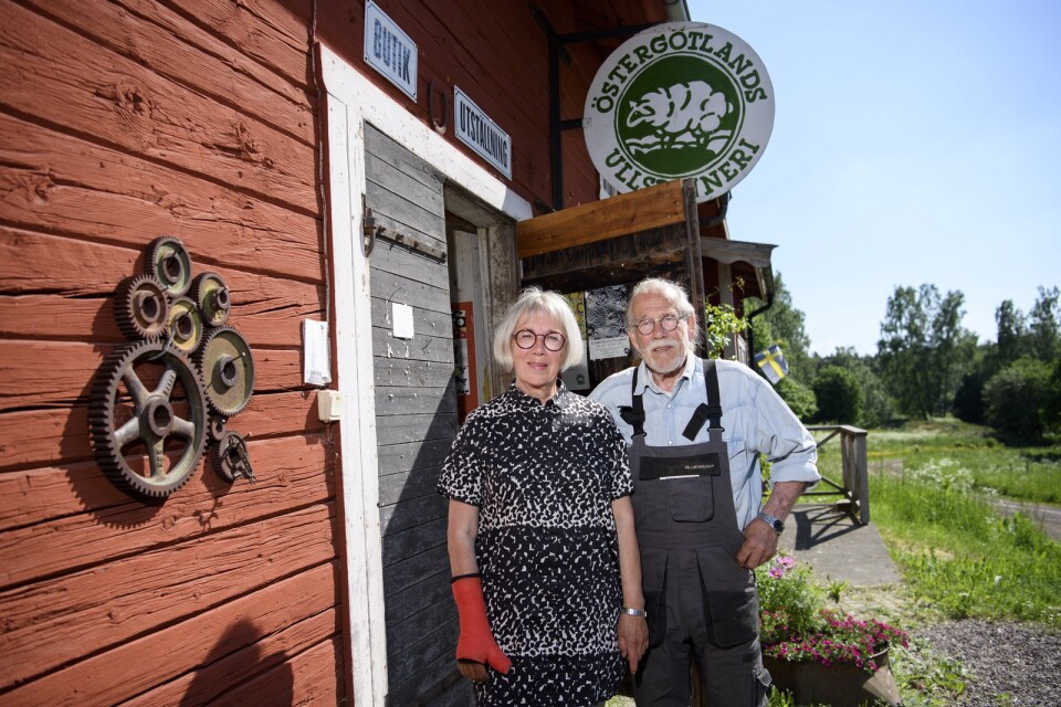 I 40 år har Ulla-Karin Hellsten och Börje Norberg drivit Östergötlands ullspinneri.