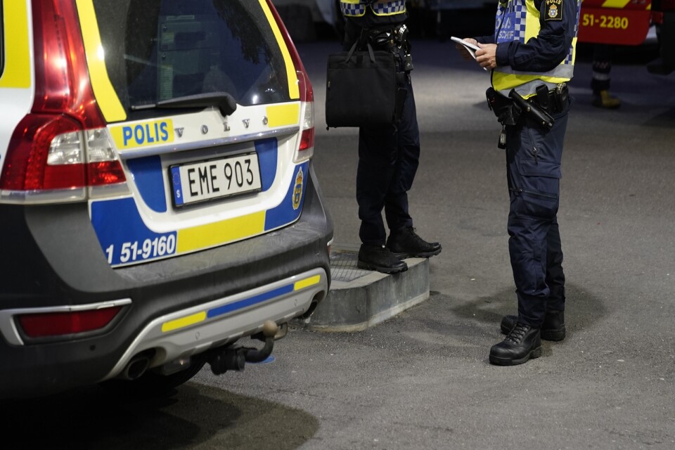 Polisen har spärrat av en plats i Kristianstad. Arkivbild.