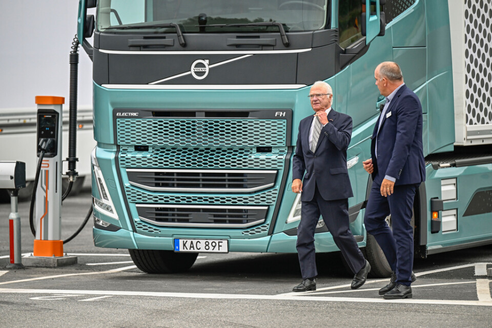 2022 blev ett rekordår för Volvo Lastvagnar, som ingår i Volvokoncernen. I oktober besökte kung Carl XVI Gustaf fabriken i Tuve och tog en provtur med lastbil.