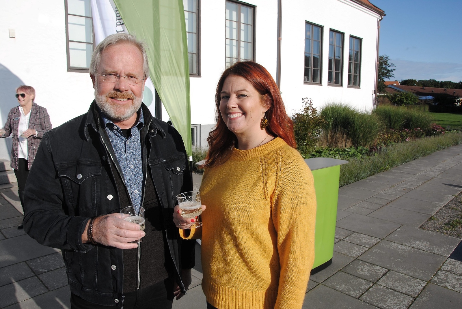 Jan-Åke Norrman, Årets företagare, och Linda Marin, Årets Queenia.