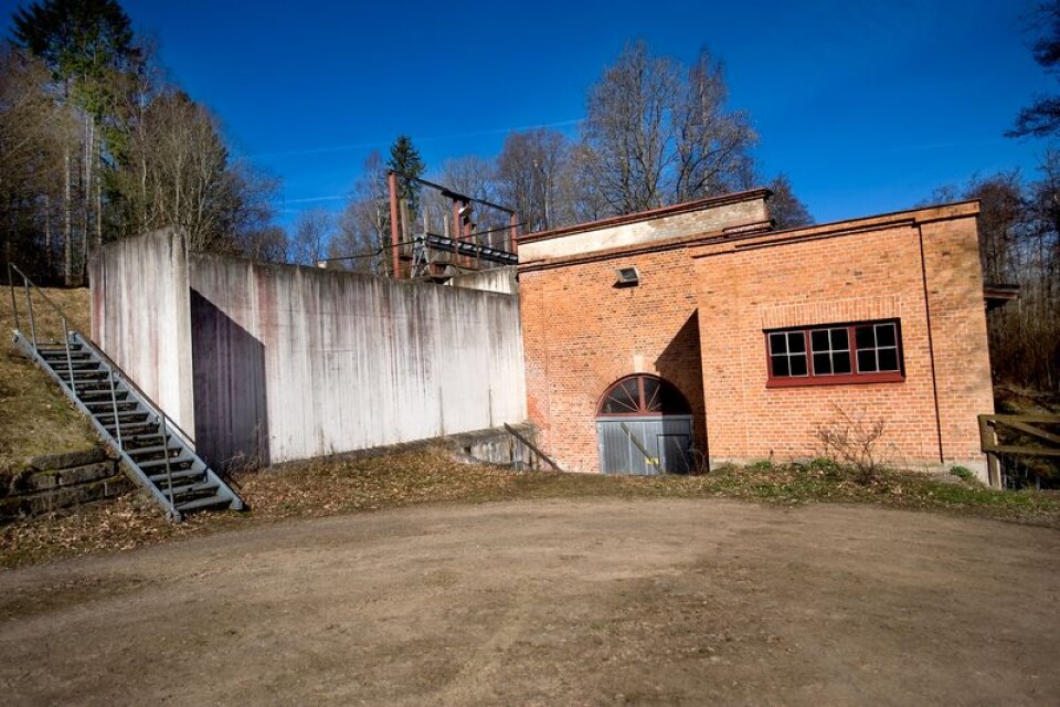 Spånga Kraftverk i Hanaskog har utsatts för två fall av skadegörelse den senaste tiden.