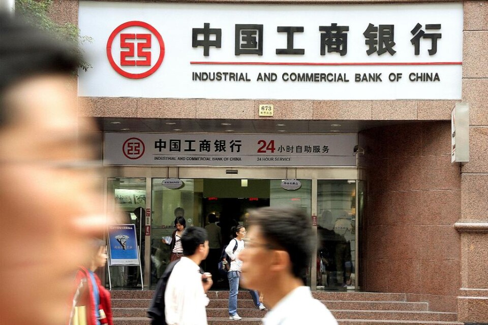 Kinas storbanker har i veckan redovisat sina halvårsresultat och vinstökningarna är på de lägsta nivåerna på sex år. Inbromsningen avspeglar landets allt trögare tillväxttakt och att andelen problemlån i banksystemet ökar. - Vi kommer fortsätta pressas