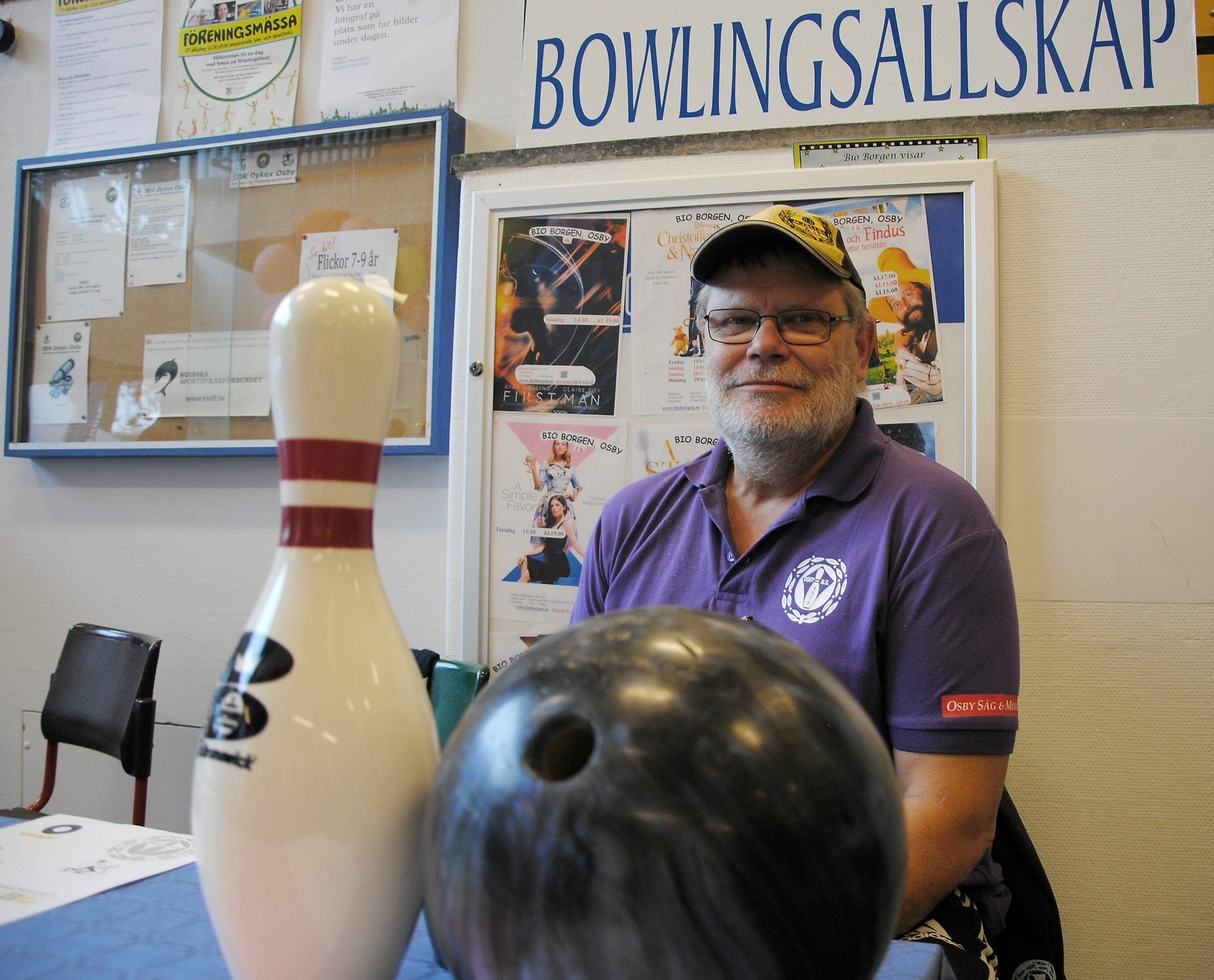 Håkan Bengtsson från Osby BS var på plats och informerade om bowlingklubbens verksamhet.