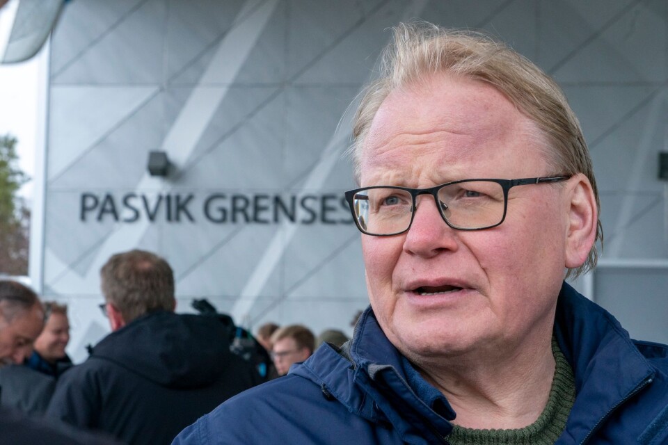 Peter Hultqvist är inte den enda politiker som har tagit tydligt ställning och sedan svängt, konstaterar