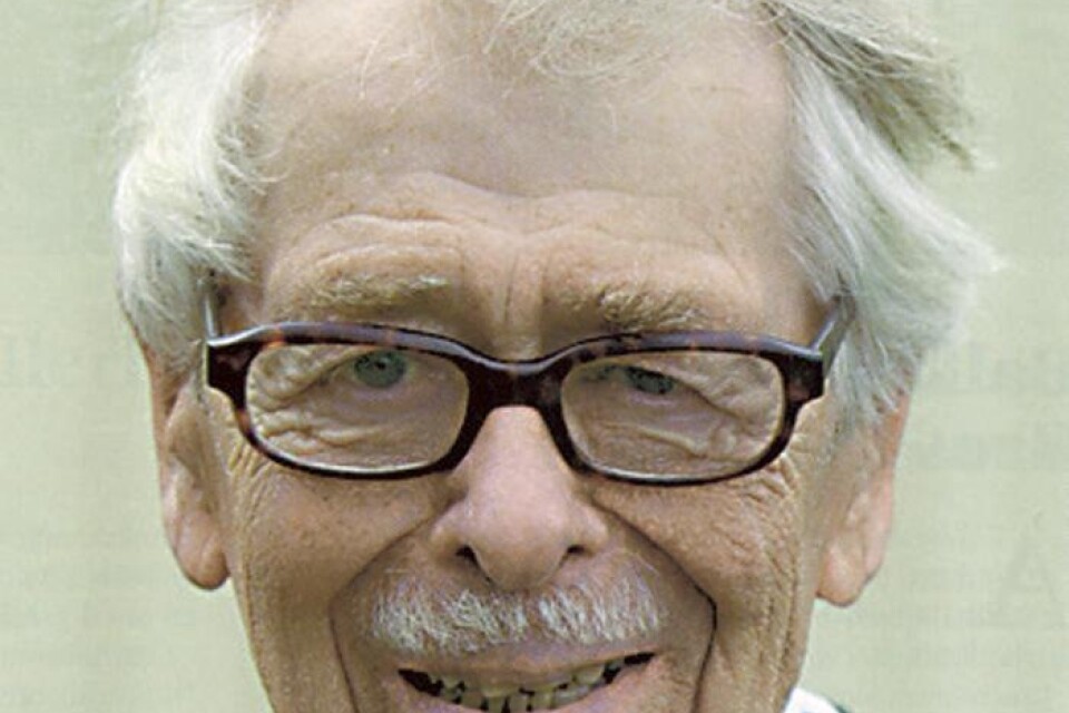 Bertil Ahlsén, Svaneholm, har gått bort i en ålder av 91 år.