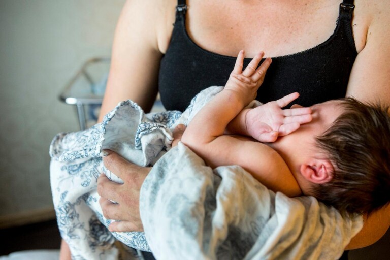 Mer pengar till CSK:s förlossningsvård – mitt under barnmorskekrisen
