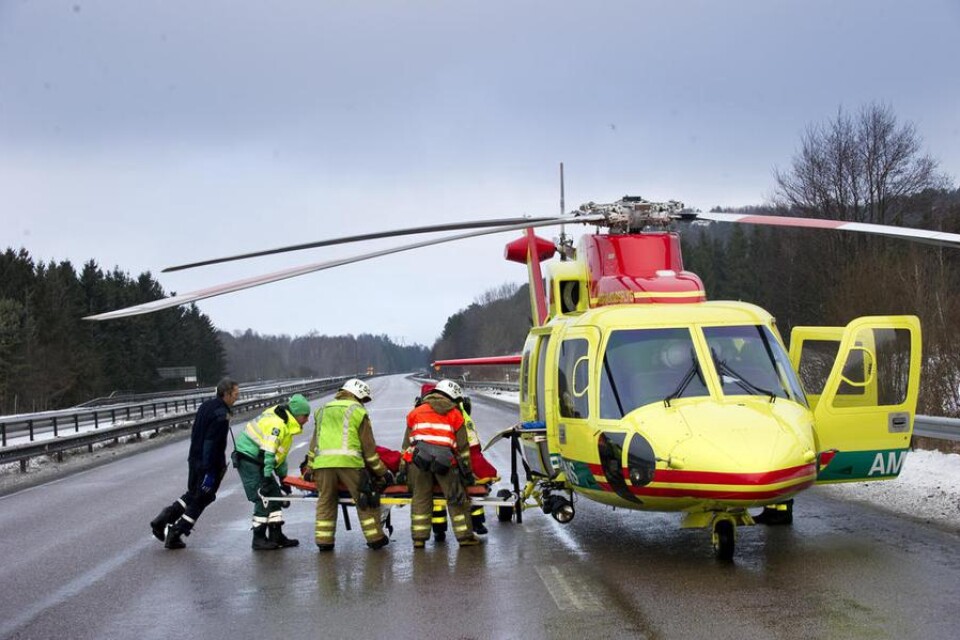 "Kristdemokraterna har kämpat för ambulanshelikopter till Region Kalmar län och det kommer vi att fortsätta med, ända tills den finns på plats.”