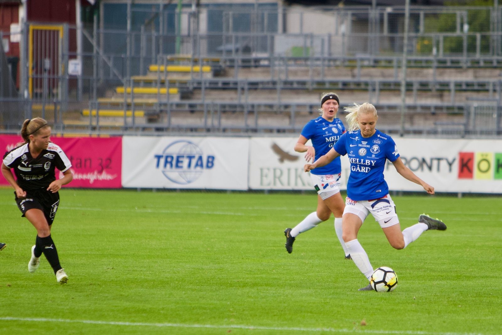 Rebecka Söholt gjorde sin tävlingsdebut i TFF-tröjan.